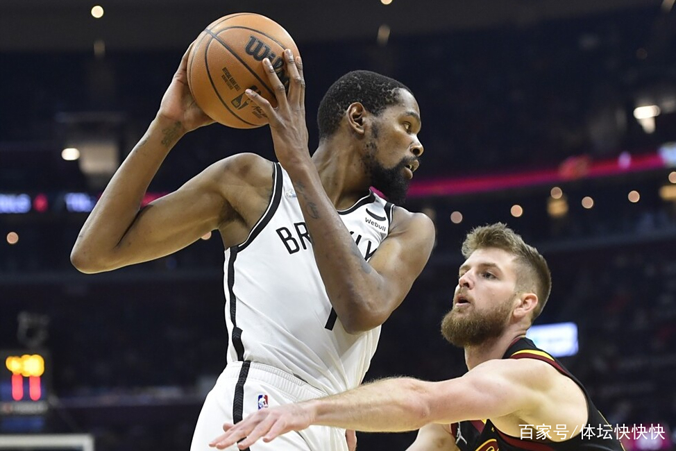 篮网主场大胜马刺，杜兰特再现雄心积极进攻