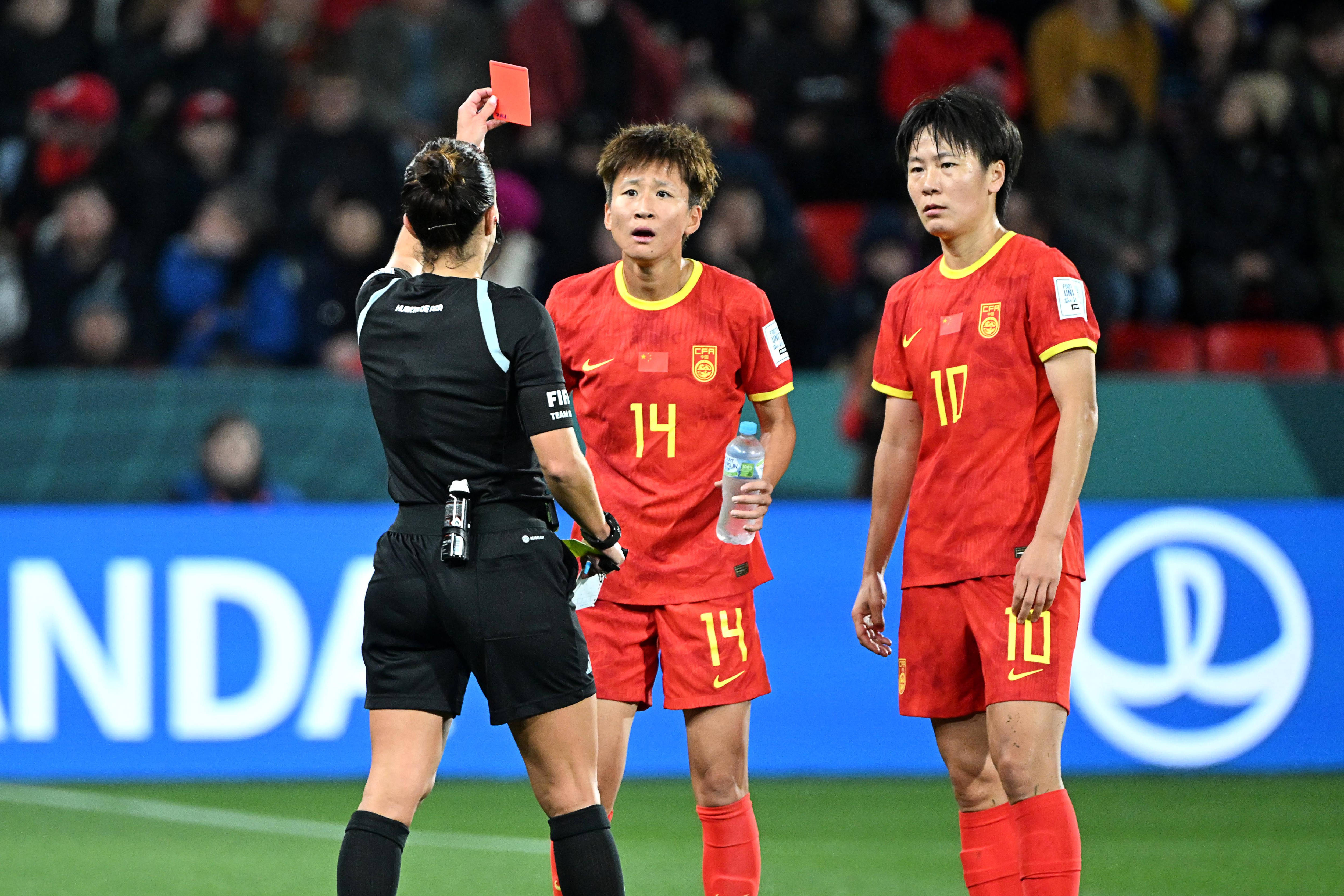 中国女足在赛场上展现了高质量的比赛