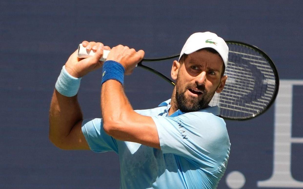 美国选手在某项比赛中表现抢眼，获得亚军的简单介绍