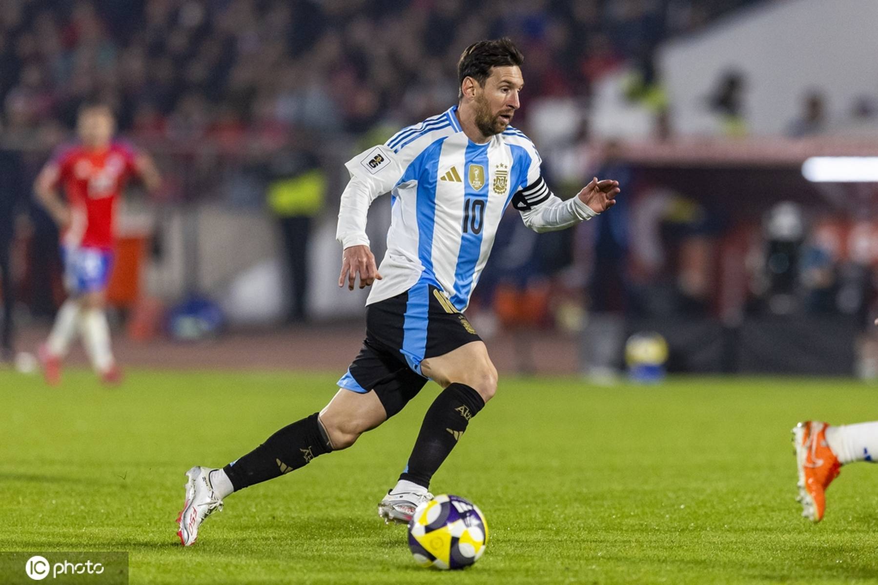 阿根廷队在比赛中打出精彩表现获得掌声