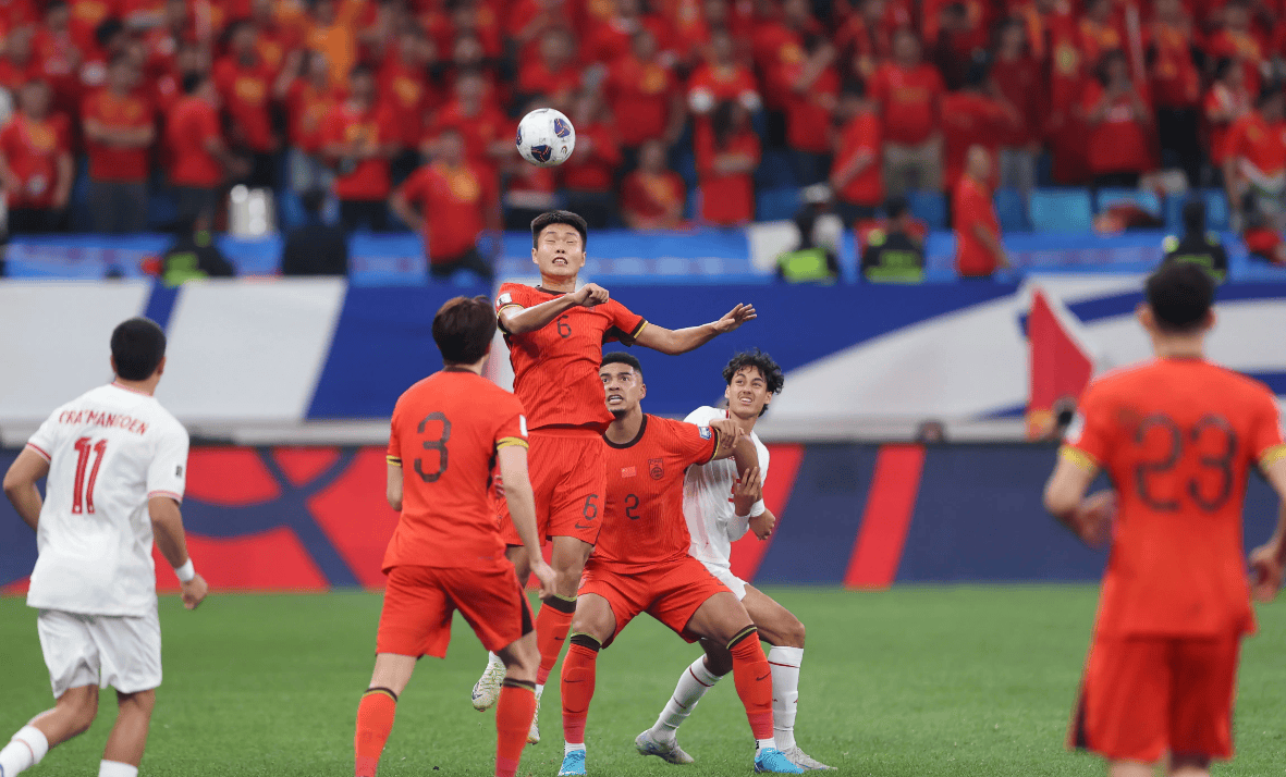 包含印度尼西亚女足队员发挥出色，全力拼搏的词条