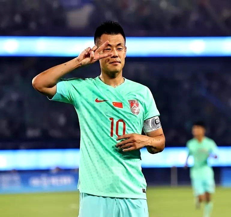 关于长春亚泰前途未卜，紧追保级形势不容乐观的信息