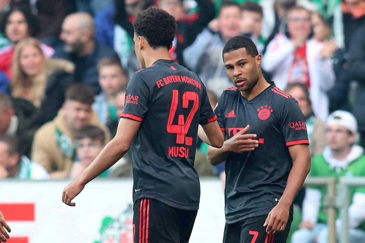 阿斯顿马丁鏖战红牛二队,皮亚斯特里扛起全队的简单介绍 阿斯顿马丁鏖战红牛二队,皮亚斯特里扛起全队的简单介绍