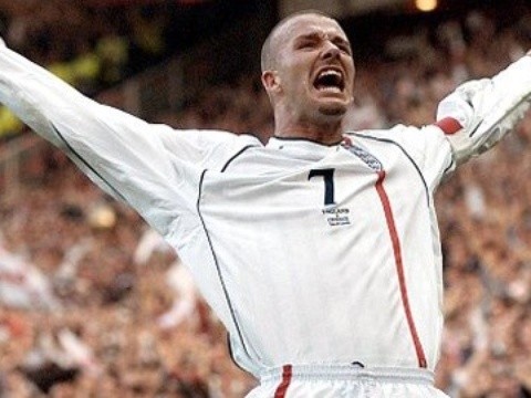 希腊绝杀乌拉圭，马丁内利刷新纪录