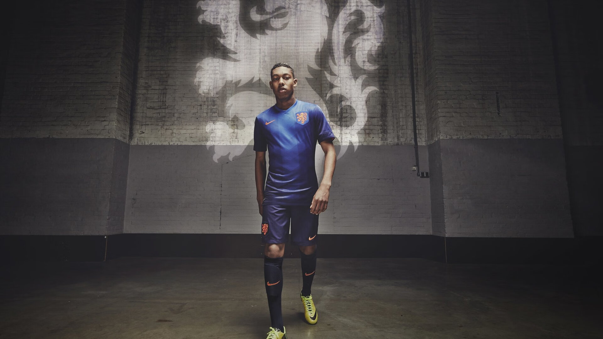 拉亚压制级表现铸就冷门之夜,喀麦隆式坚韧如何让阿森纳尝到苦果